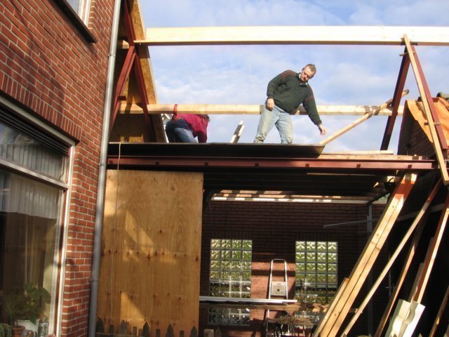 daarhetsnellergingdangedachtmoetenwenogevenopruimenintotaalhebbenweervandaag9platenopgespijkerd.jpg